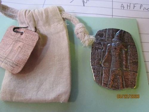 3 TROY OZ .999 SILVER MONARCH RELIC OLD WORLD EGYPTIAN FALCON GOD HORUS  BU