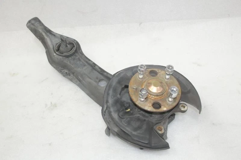 1994 1995 1996 1997 Acura Integra sedán trasero izquierdo nudillo eje buje ABS Foto 2 de 4