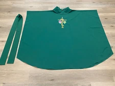 GREEN VESTMENT WITH EMBROIDERY + STOLE