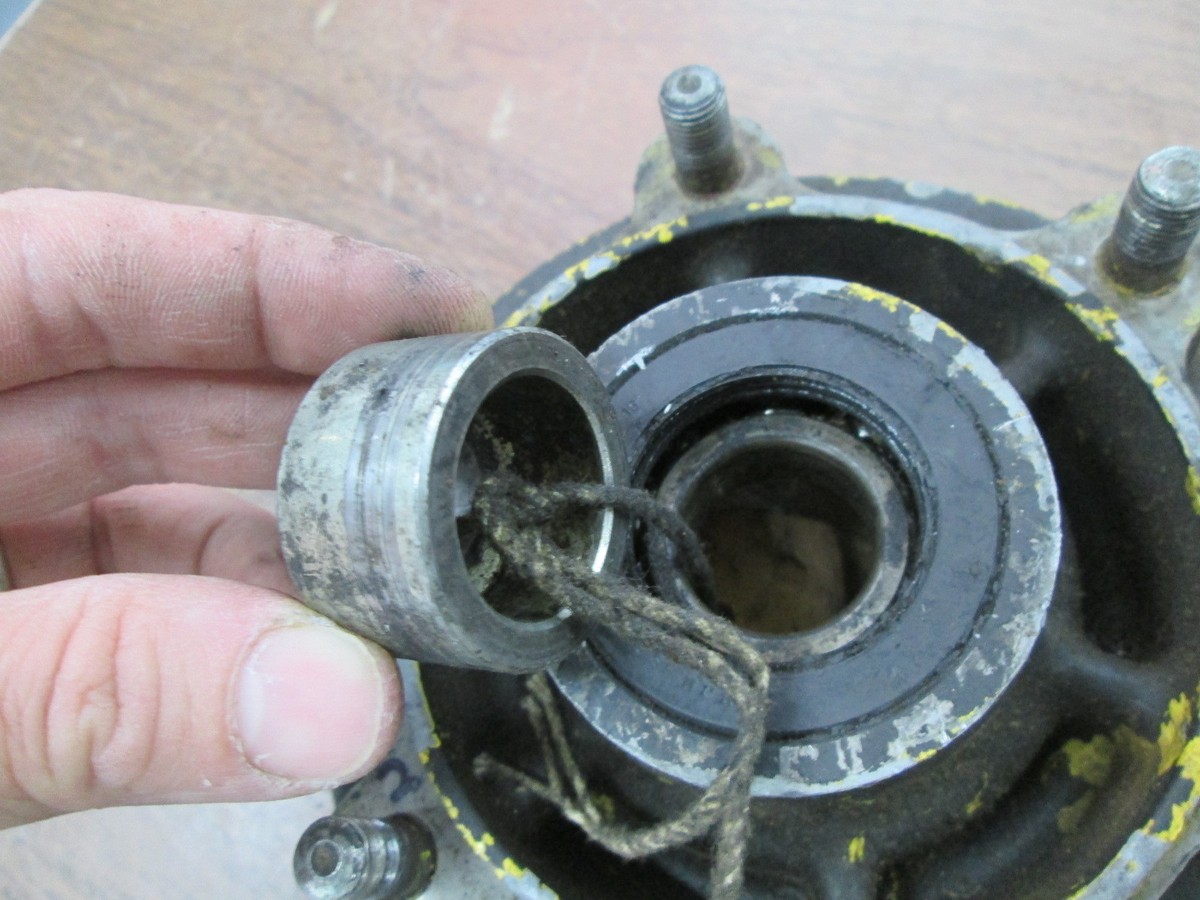 Kawasaki OEM 1071 Rear Wheel Hub Coupling EX500 ZR550 ZX600 42033