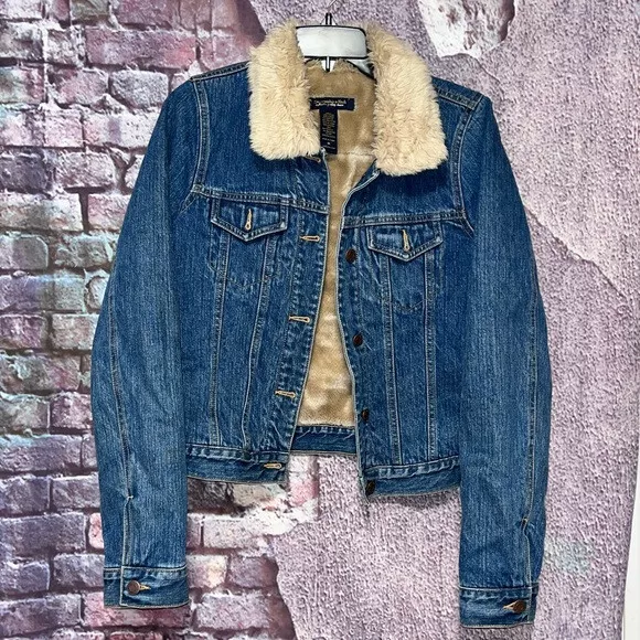 Vintage jean shop jacket with fur