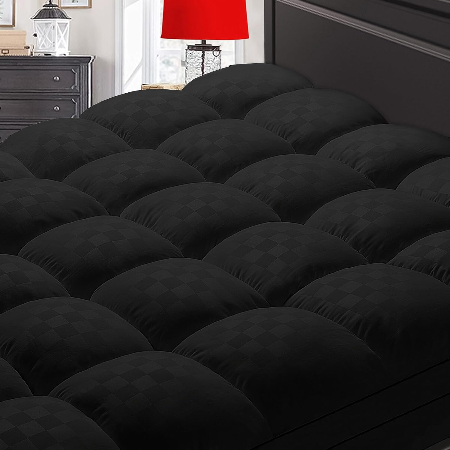 Queen-Size Cooling Mattress Topper for Back Pain Relief – Extra Thick & Breathable