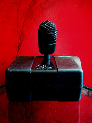 Vintage 1990's AKG D3400 Dynamic cardioid microphone Low Z w case