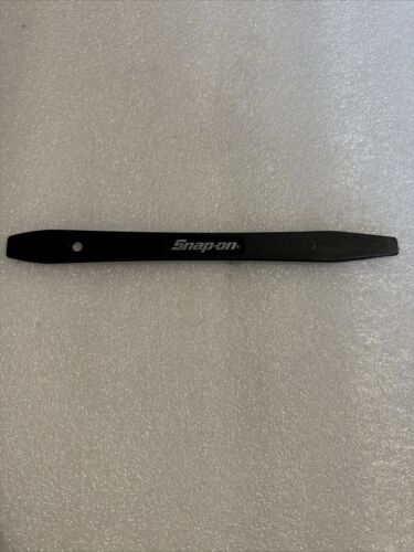 Snap On Panel Popper Trim Removal Pry Tool Thin Flat NEU
