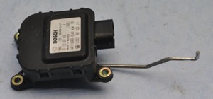 Audi A6 4B C5 Stellmotor BOSCH für Heizung Klima 4B1820511 #5579-B94