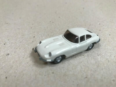 Wiking 1:87 - Voitures modèles - 18 modèles Mercedes et 9