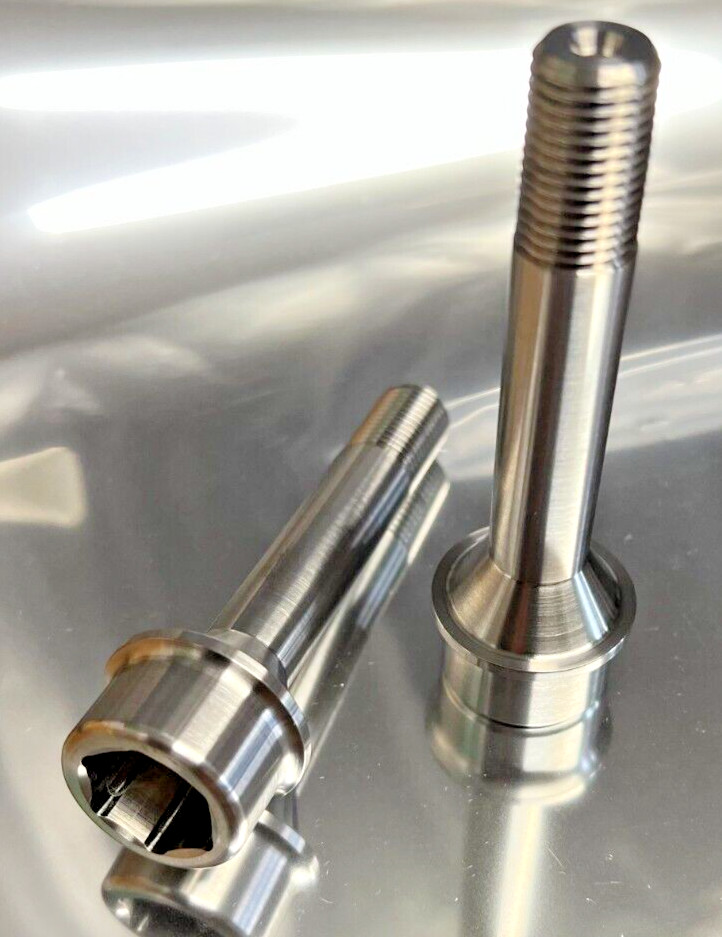 20x Ferrari Titanium Lug Bolts M14X1.5 60 deg seat 17HEX 72mm for 20mm spacers