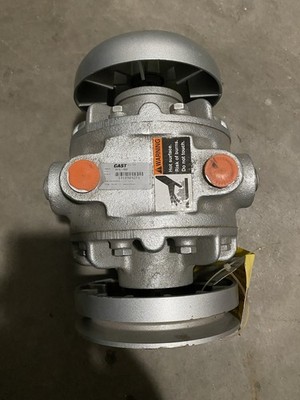 Gast 1550-600 Pump,Rotary Vane Compressor,3/4 Hp