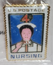 Broche d'allaitement émaillée 4¢ US Postage neuve dans son sac
