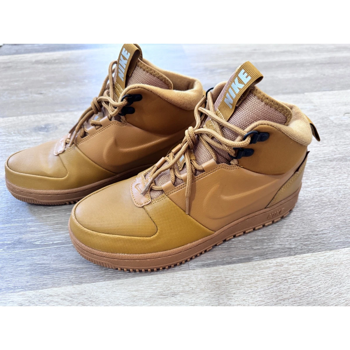 Nike Men’s Tan Leather Mid-Top Boots Air Jordan 1 Mid Men main image 3