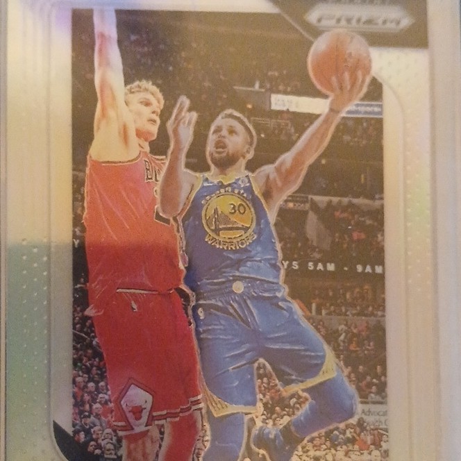 2018-2019 Panini Prizm Stephen Curry Silver Prizim Holo #222