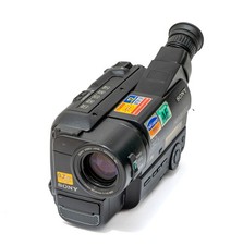 Videocamera a cassette Sony Handycam CCD-TR411E PAL 8mm Video8 XR Hi8