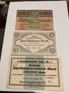 3 BILLETS PEU COURANTS DIFFÉRENTS DE NÉCESSITÉ D’ALLEMAGNE. BELLE COTE. A SAISIR