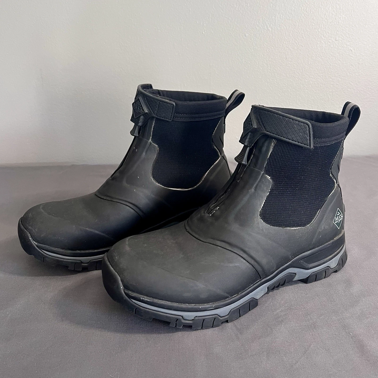 The Original Muck Boot Company Men’s Apex Mid Zip Boots Black Waterproof Size 10