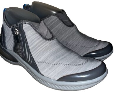 BZEES Nova Gray Bootie Women’s Size 10 Comfort Side Zip Cushioned Exc  Condition