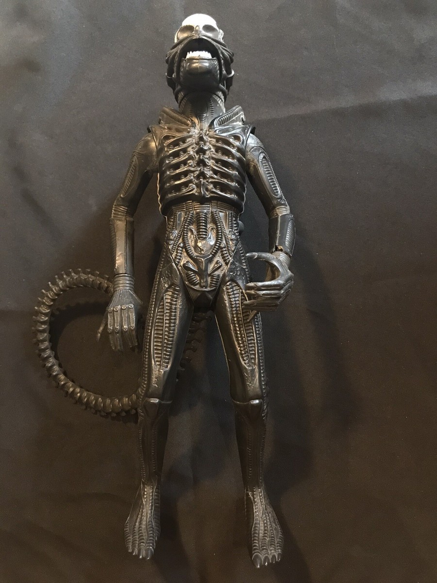 SF・ファンタジー・ホラー REAL ACTION SERIES AILENS PREDATOR セール 登場から人気沸騰 KENNER ALIEN VINTAGE 1979 FIGURE