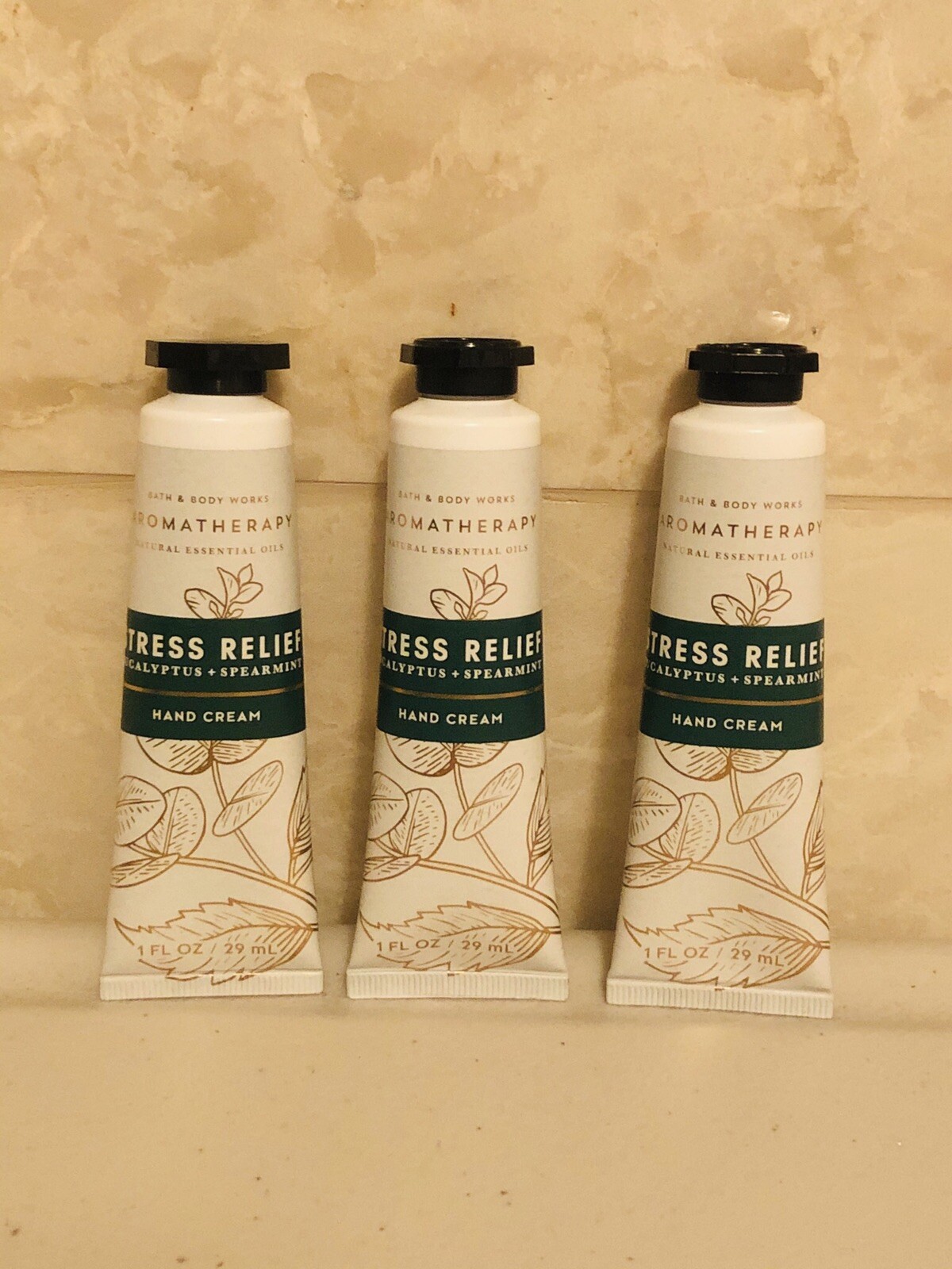 Bath & Body Works Stress Relief Eucalyptus Spearmint Hand Cream 1 oz