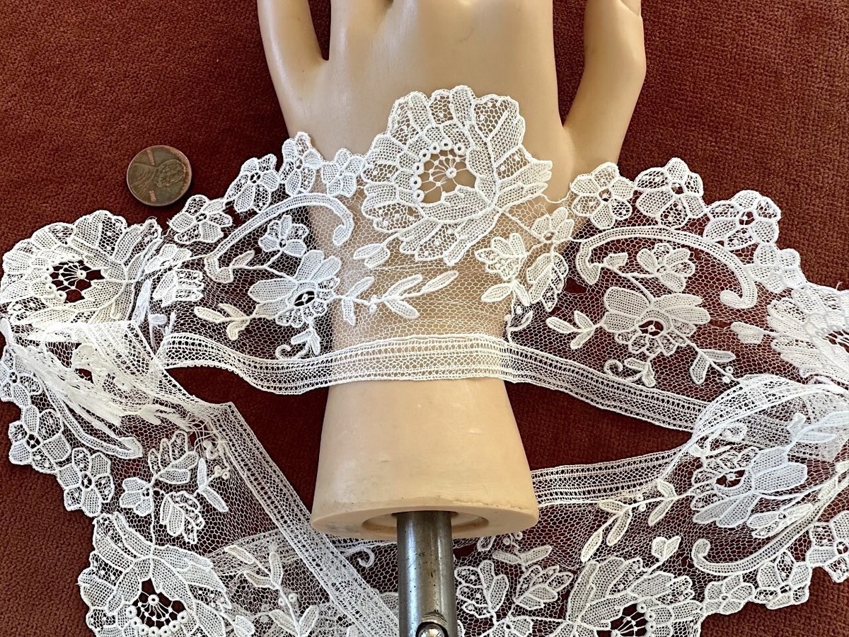 アンティークレース19世紀フランス製point de gaze fall cap