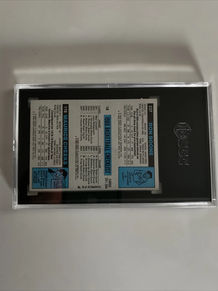 1980 Topps Magic Johnson Rookie sgc Grade 5 maurice  cheeks , ron boone - Image 2 of 2