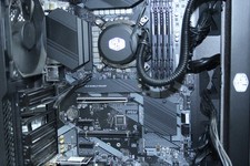 MSI Z490-A PRO ATX Motherboard LGA1200 + Cooler Master Liquid Cooler + 2 X 120mm