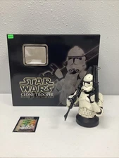 STAR WARS CLONE TROOPER collectible bust figure w/ authenticity card ng10903