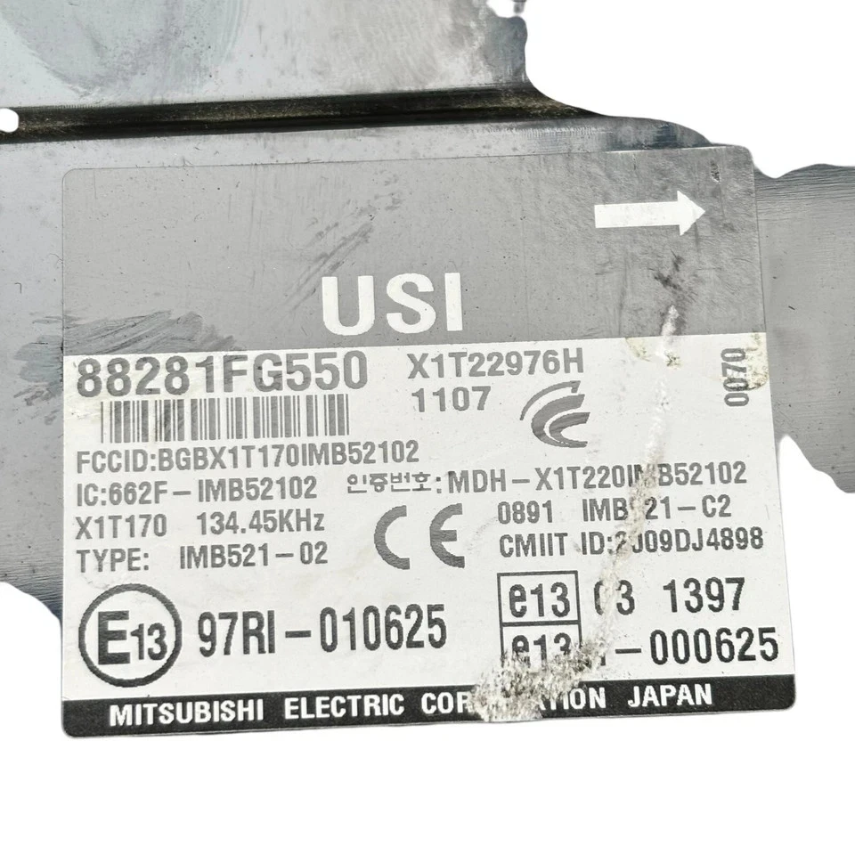 Unidad de módulo de control integrado multifunción Subaru Impreza 2011 88281FG550 OEM Foto 2 de 3