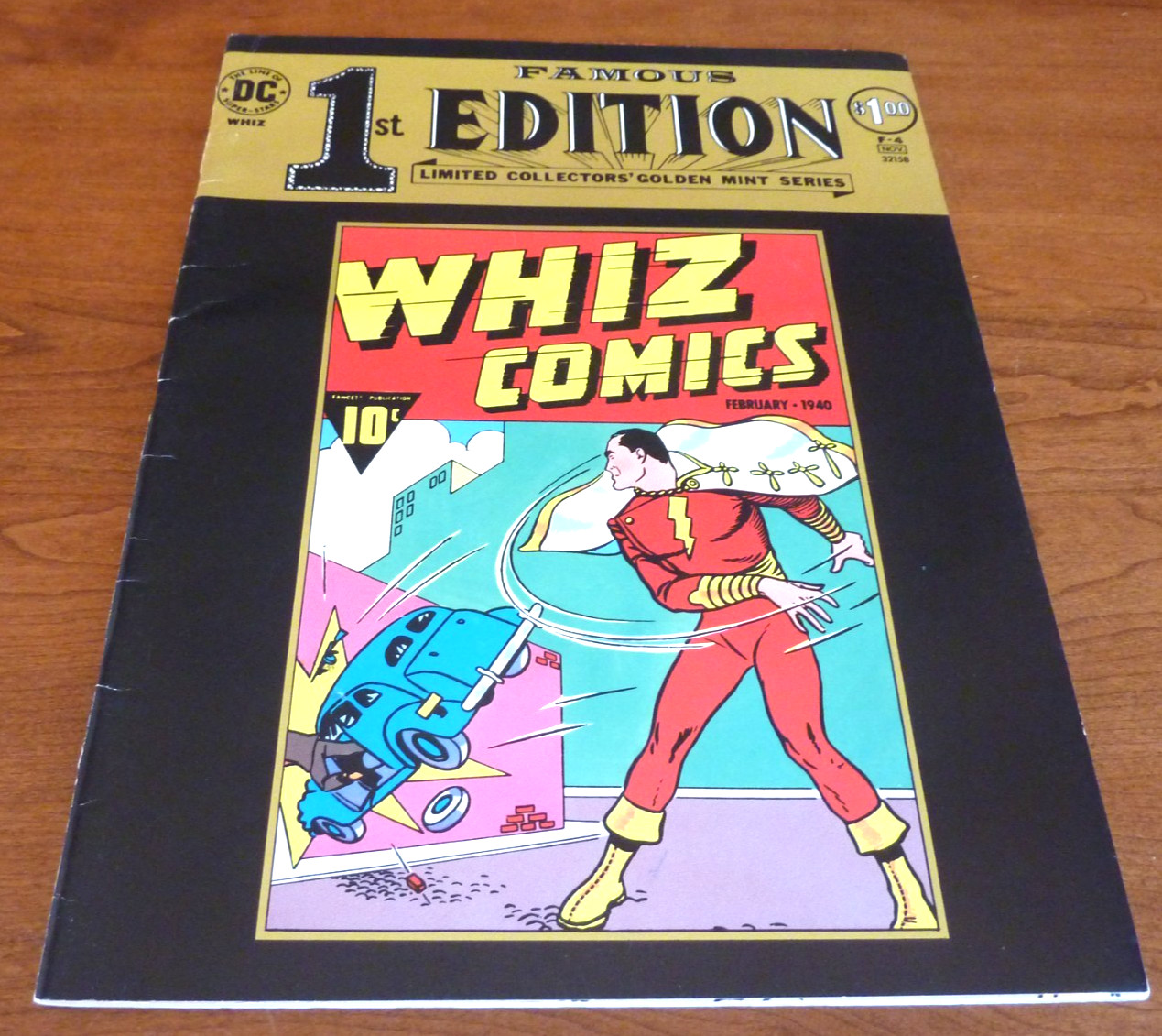 WHIZ COMICS  FAMOUS 1ST EDITION  NOVEMBER  1974   F-4    VF 8.0   COLLECTOR COPY
