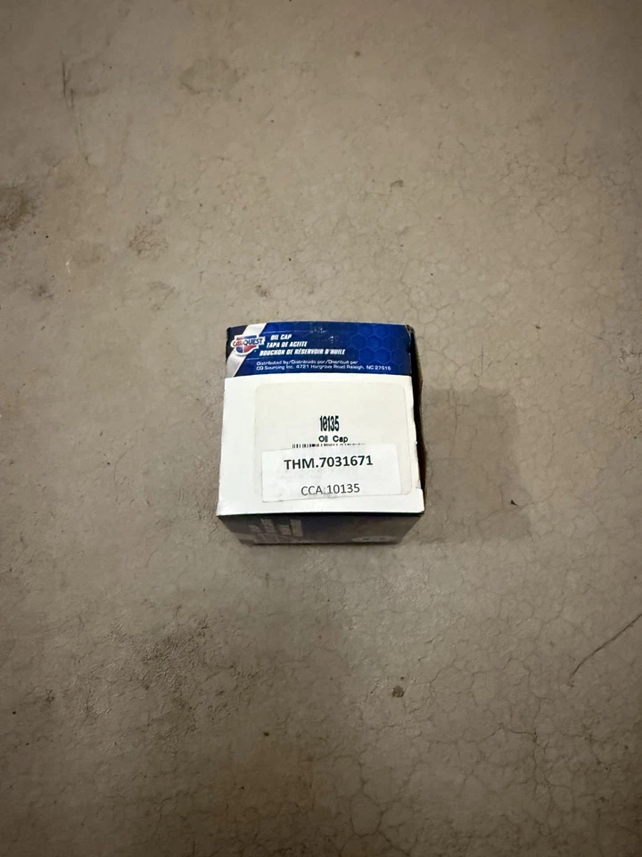 Tapa de llenado de aceite de motor atornillable CarQuest 10135 - Nueva, caja abierta Foto 2 de 4