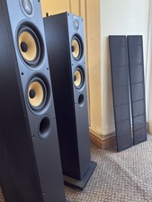 B&W 684 S2 speakers, black, grills, spikes, original packaging