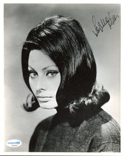 Sophia Loren Signed 8x10 Photo Operation Crossbow  ACOA #1