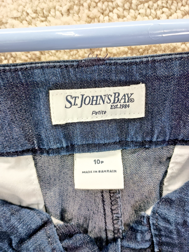 St Johns Bay Petite Capri Short Denim Pants Shorts Jeans Womens Sz 10P - Picture 3 of 7