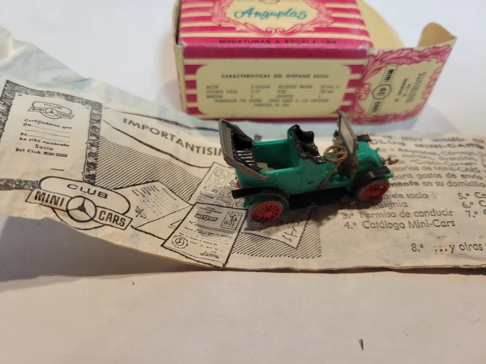 Mini coches Anguplas #43 Hispano Suiza verde fabricados en España en los años 60 Foto 2 de 2