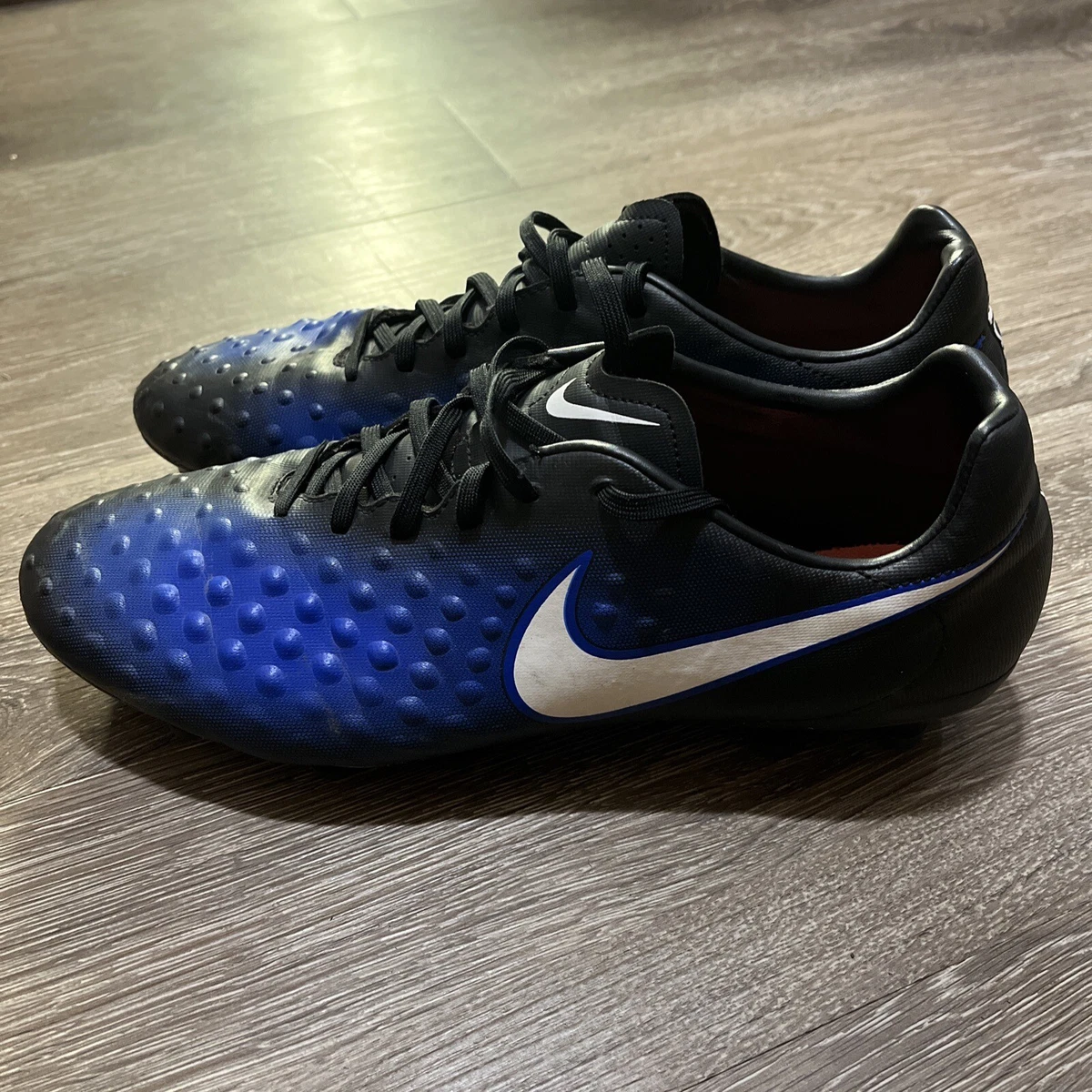 Magista blue on sale and black