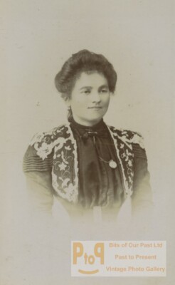 Frankreich Vesoul Frau Portrait Mode Alt CDV Foto Rovelli 1890
