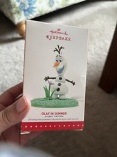 Hallmark Ornament Disney Animated Frozen Olaf in Summer 2015 new in box.