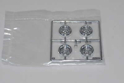 REVELL 1990 MUSTANG LX 5.0 85-4195  PARTS  CHROME RACING WHEELS+MORE 1:25