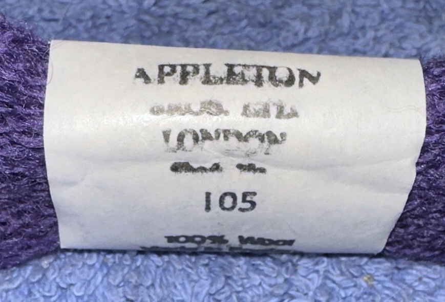 Appleton Bros Ltd Londres 100 % lana crewel tapiz hilo tono púrpura #105 Foto 2 de 3