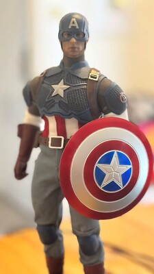 Captain America Captain America Marvel Avengers 1:6 Scale Fabric Action Figure