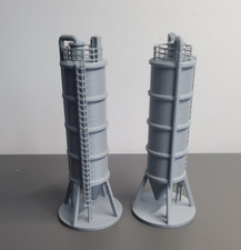 N Scale building Industrial Silos 1:160 pair 