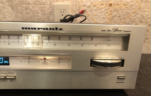 MARANTZ ST-400 STEREO Digital Readout TUNER Open Box Perfect Working Condition - Picture 5 of 12