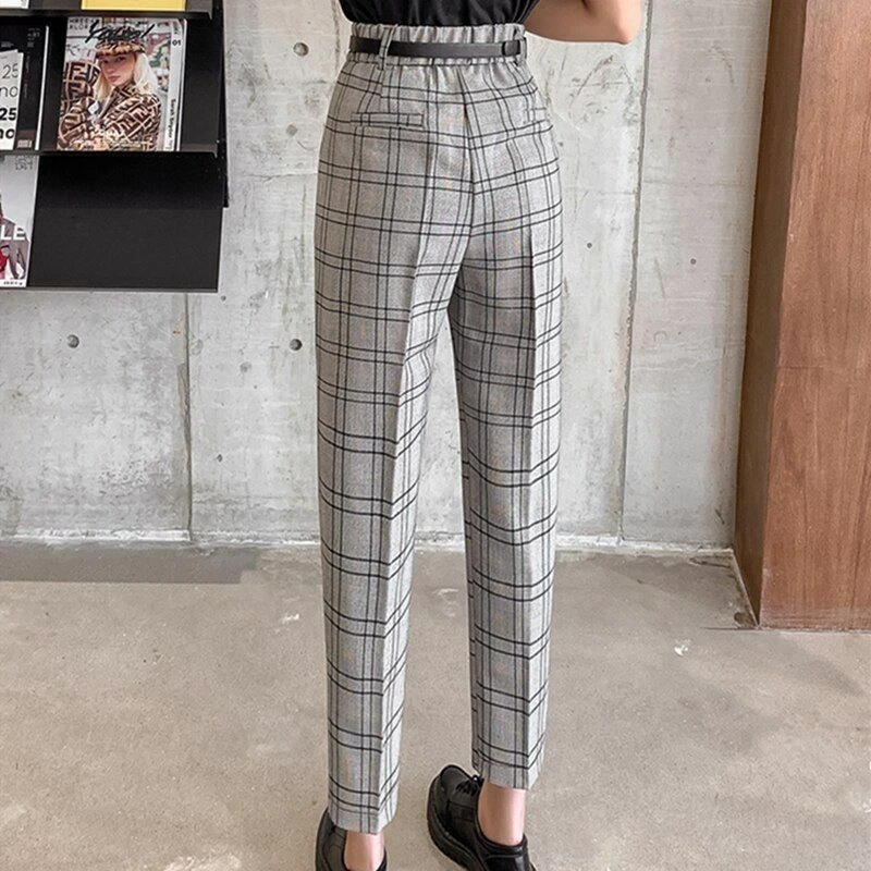 BERSHKA checkered pants, Women's Fashion, Bottoms, Jeans & Leggings on  Carousell