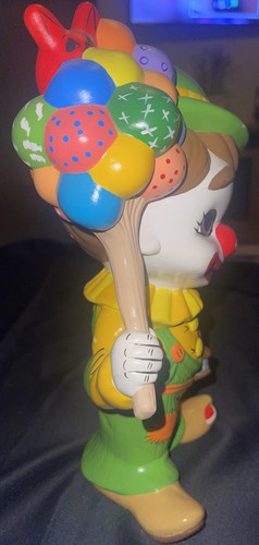 12" High Ceramic Balloon Vendor clown Boy Figure Vintage Pristine - Picture 4 of 12