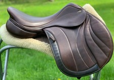 Fairfax Adjustable/ Interchangeable Bars 17.5" WOOL flocked Jump Saddle