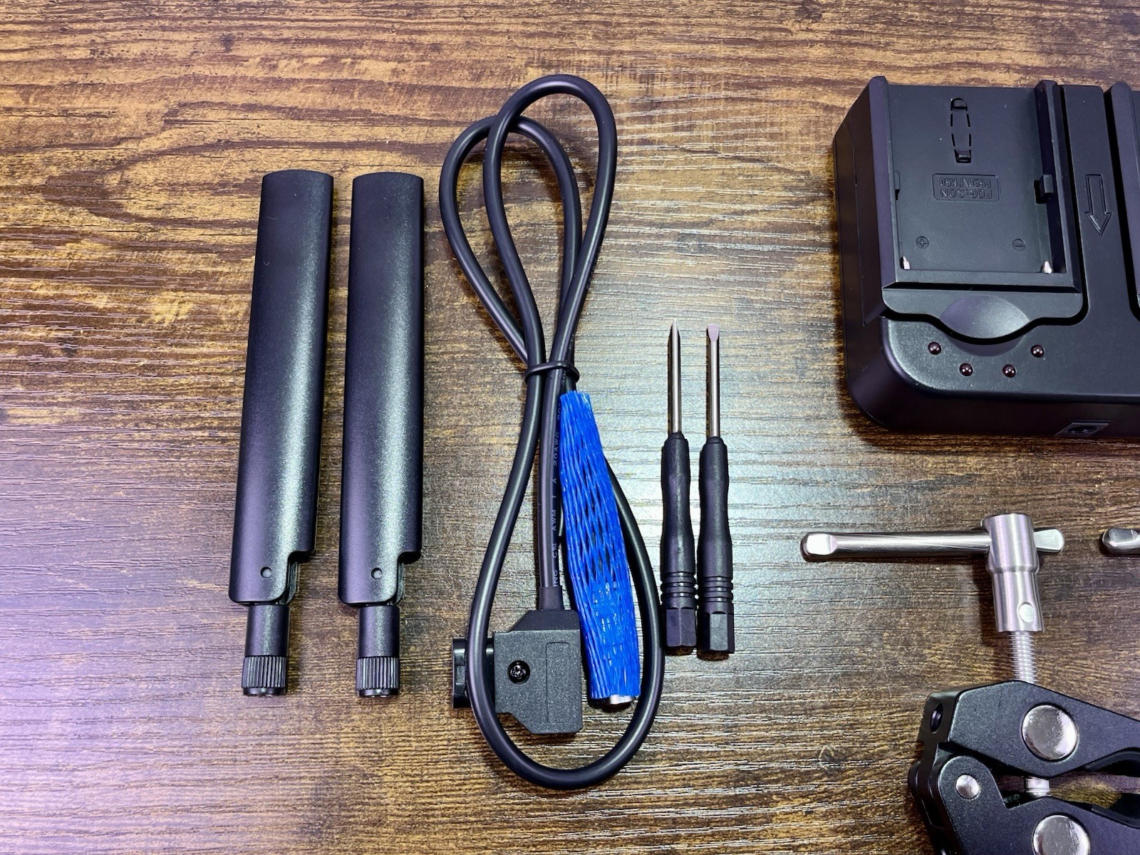 Ikan Blitz Pro Wireless Uncompressed Zero Delay 3G-SDI/HDMI Video System