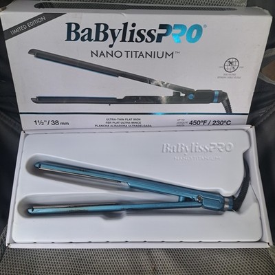 BaBylissPRO Nano Titanium Ionic Straightening Iron