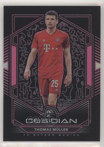 Thomas Muller [Pink] #86 2019 Panini Obsidian card