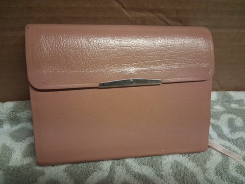 Vtg HOLY BIBLE Reference Edition Pink Leather KJV 1972 - Picture 3 of 10