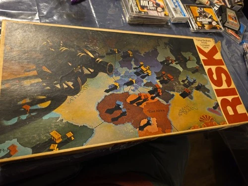 Vintage RISK Board Game 1975 - Parker Brothers - Complete