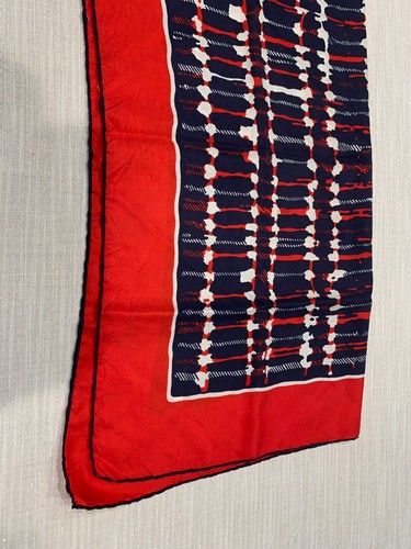 PIERRE BALMAIN Bufanda Vintage Rojo Azul Marino 100% Seda Patrón Geométrico 26" x 26" - Imagen 5 de 7