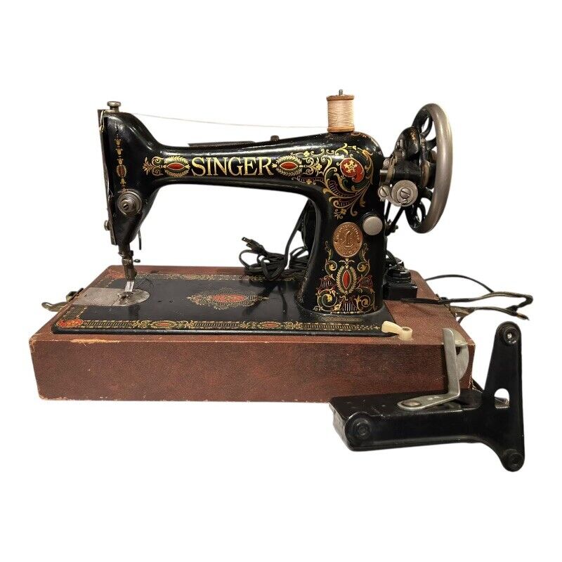 Vintage Singer Sewing Machine Year - 1917 Model # 66 Red Eye Vintage Singer Sewing Machine Year - 1917 Model # 66 Red Eye